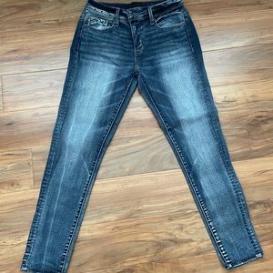 Gently worn Buckle Black Jeans